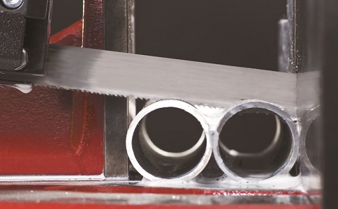 蚌埠锯切金属材料时出现卡带锯条原因以及处理方法？